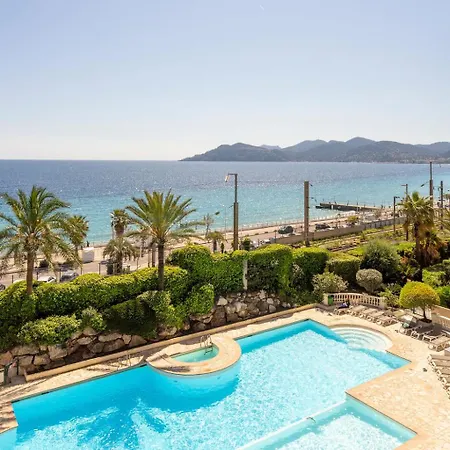 L'azur Avec Terrasse Vue Et Esterel, Piscine Pres Des Plages
